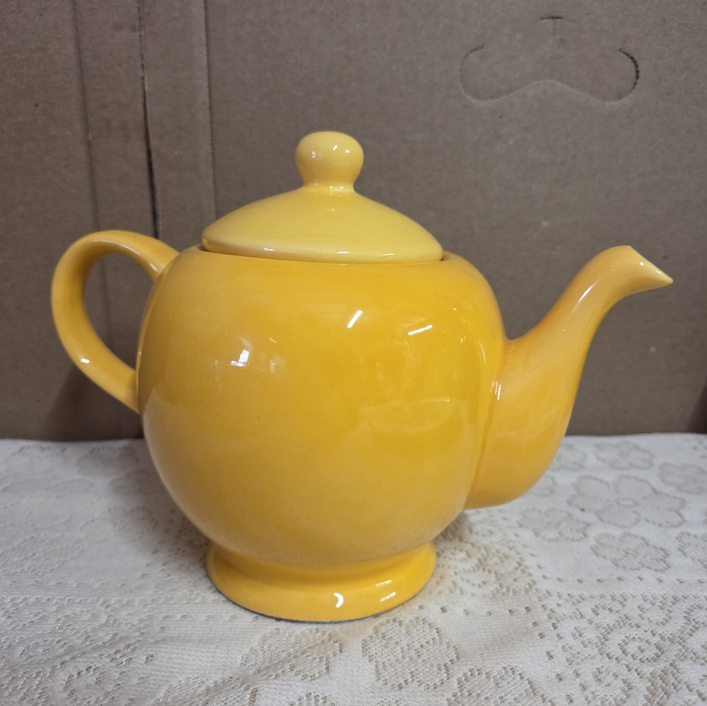 Vintage Smiley Face Ceramic Teapot Tea Pot - Picture 3 of 7